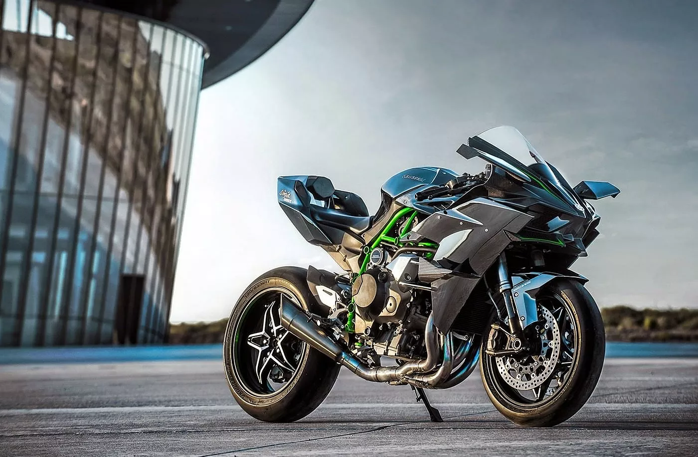 Turbocharging Vs Supercharging Which is Best For Your Superbike?